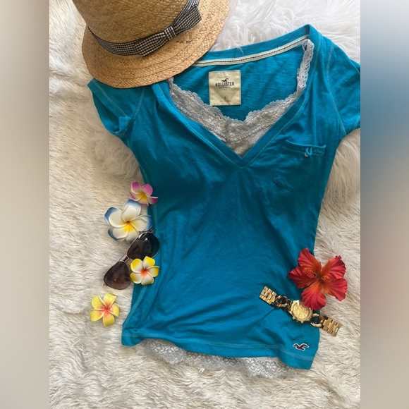 Y2k NWT Gorgeous Hollister V- Neckline short-sleeve top So Cal❣️ - Picture 14 of 16